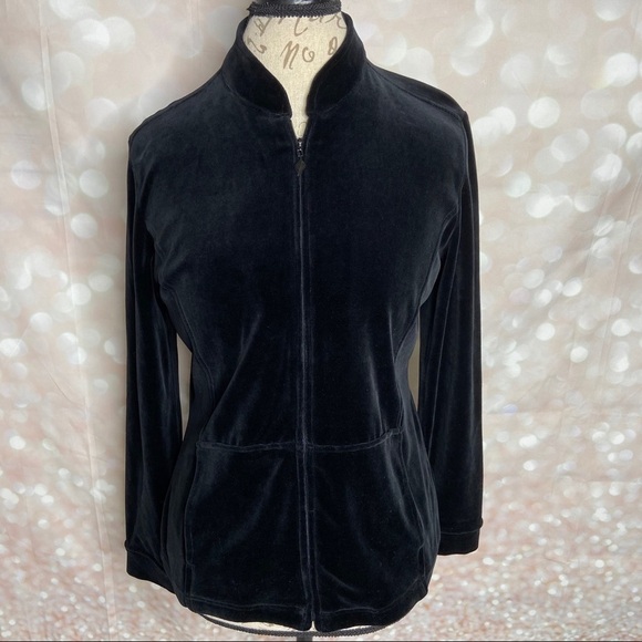 Dana Buchman Jackets & Blazers - DANA Buchman Black Velour Front Zip Jacket